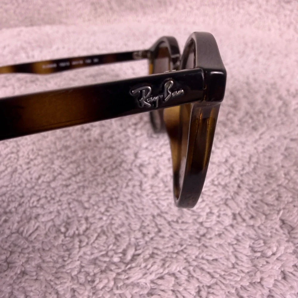 Ray-Ban RJ 9064S Sunglasses Kids 44mm Tortoise Brown Gradient Lenses Read!